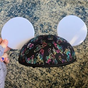 Disney Parks Light Up Mickey Hat